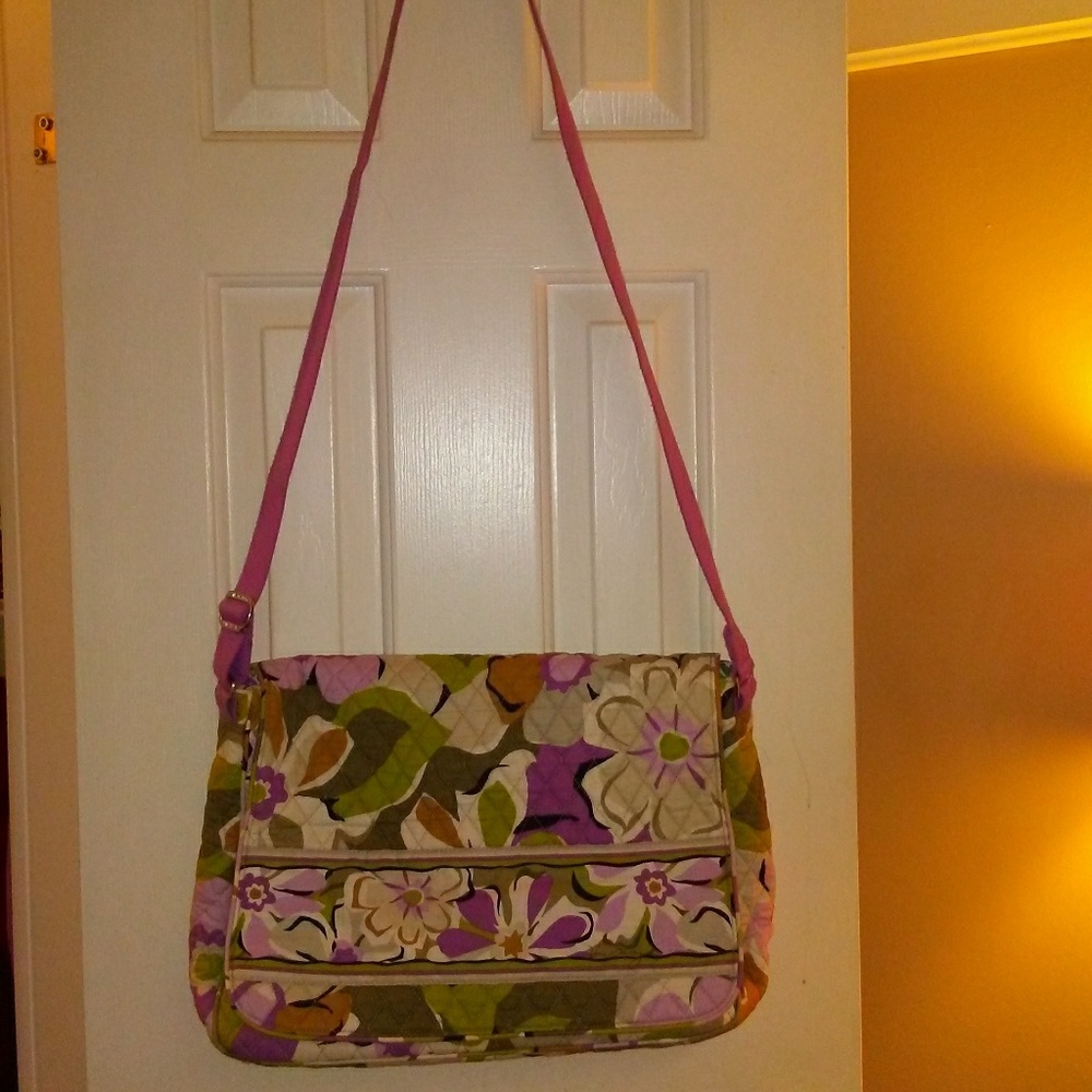 Vera Bradley Messenger Bag - Portobello Road - Picture 2 of 8